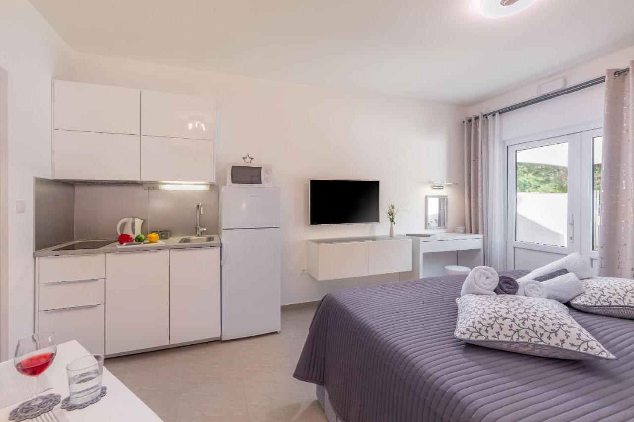 Evita Fazana Premium Studio Apartments Экстерьер фото